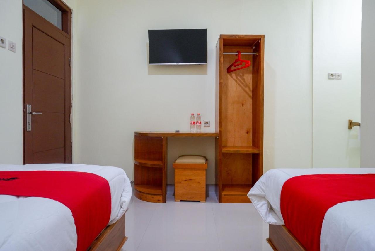 Reddoorz Near Rita Supermall Purwokerto 2 Buitenkant foto