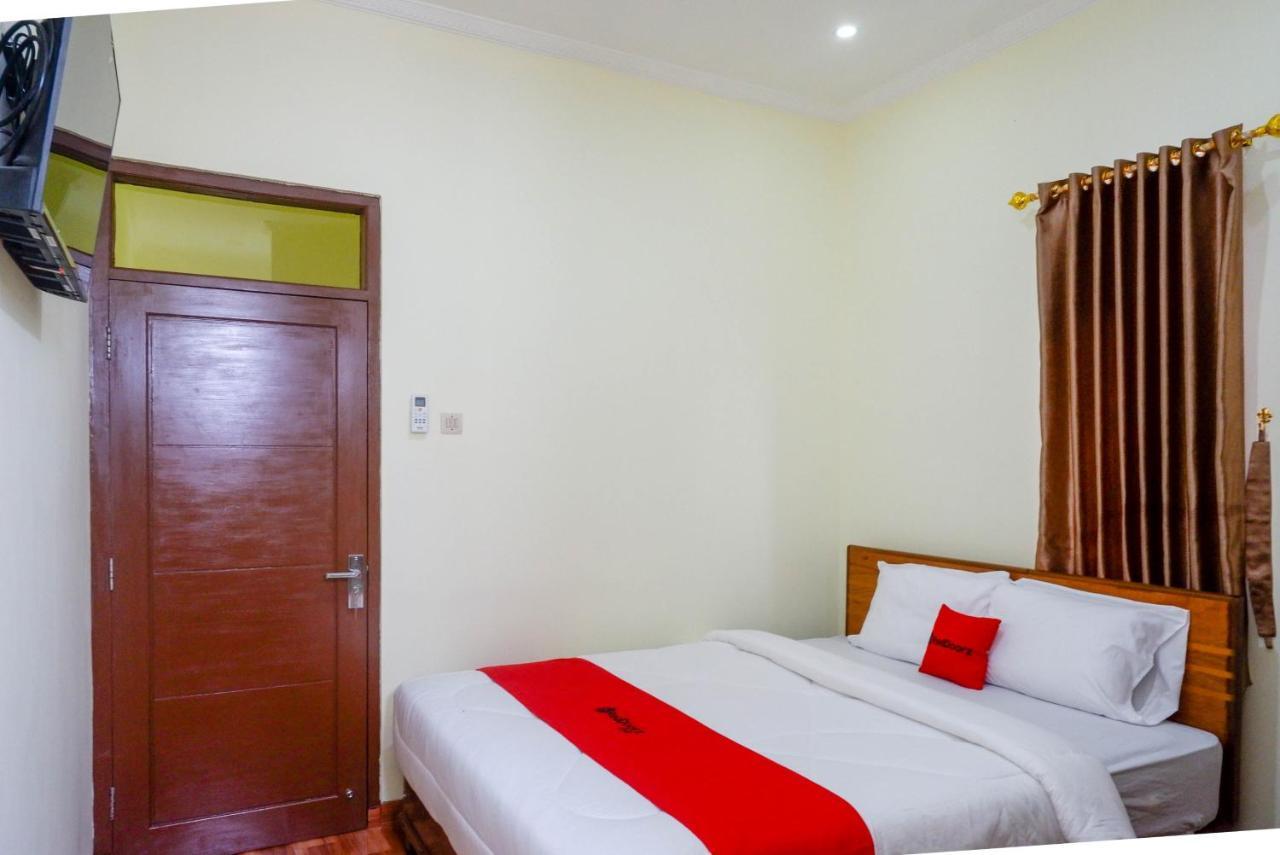 Reddoorz Near Rita Supermall Purwokerto 2 Buitenkant foto